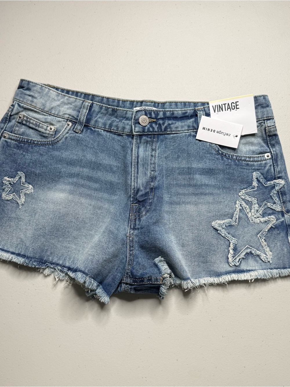 refuge Distressed Star Appliqué Denim Shorts - Light Blue